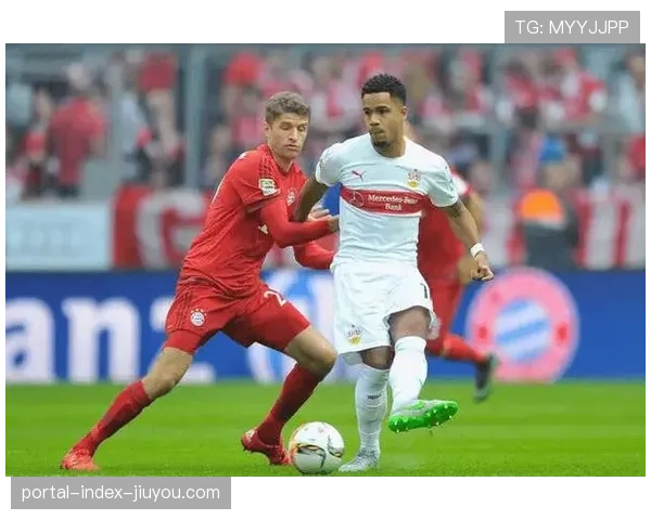 斯图加特启用20岁中卫奥佩尔卡,首次首发贡献五次解围